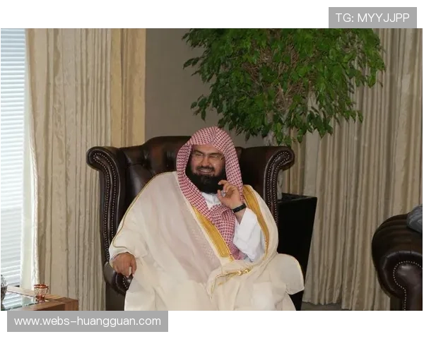 阿卜杜勒-拉赫曼・亚赫亚耶夫UFC首秀33秒速胜，完美表现引关注