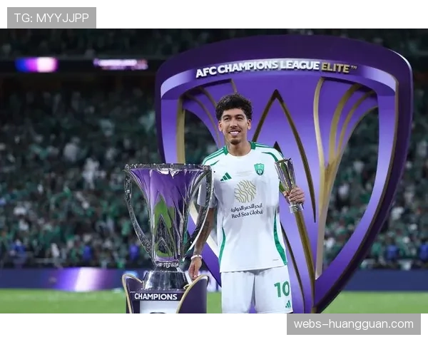 维尔茨转会传闻再起，拜仁、曼城与皇马球探现身拜耳竞技场